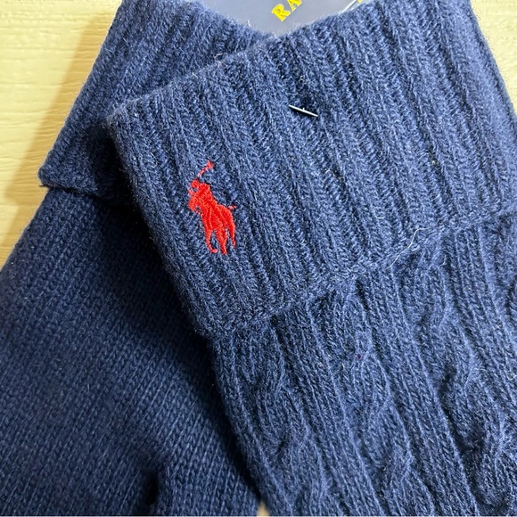 Polo Ralph Lauren Men's Classic Cable Gloves Newport Navy One Size NEW - Picture 2 of 6